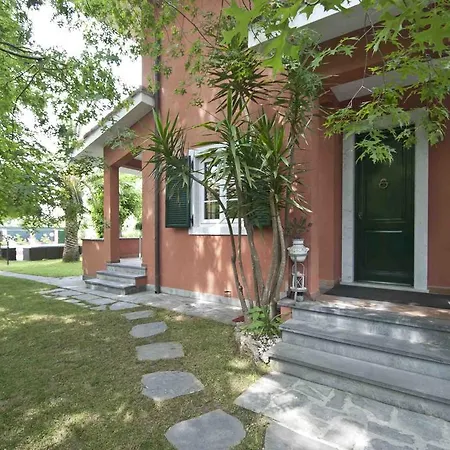 Maria Villa