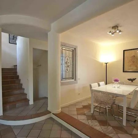Villa Maria